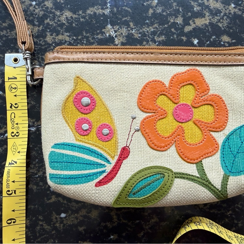 Relic Beige Wristlet with Colorful Butterfly and Flower - Picture 4 of 5